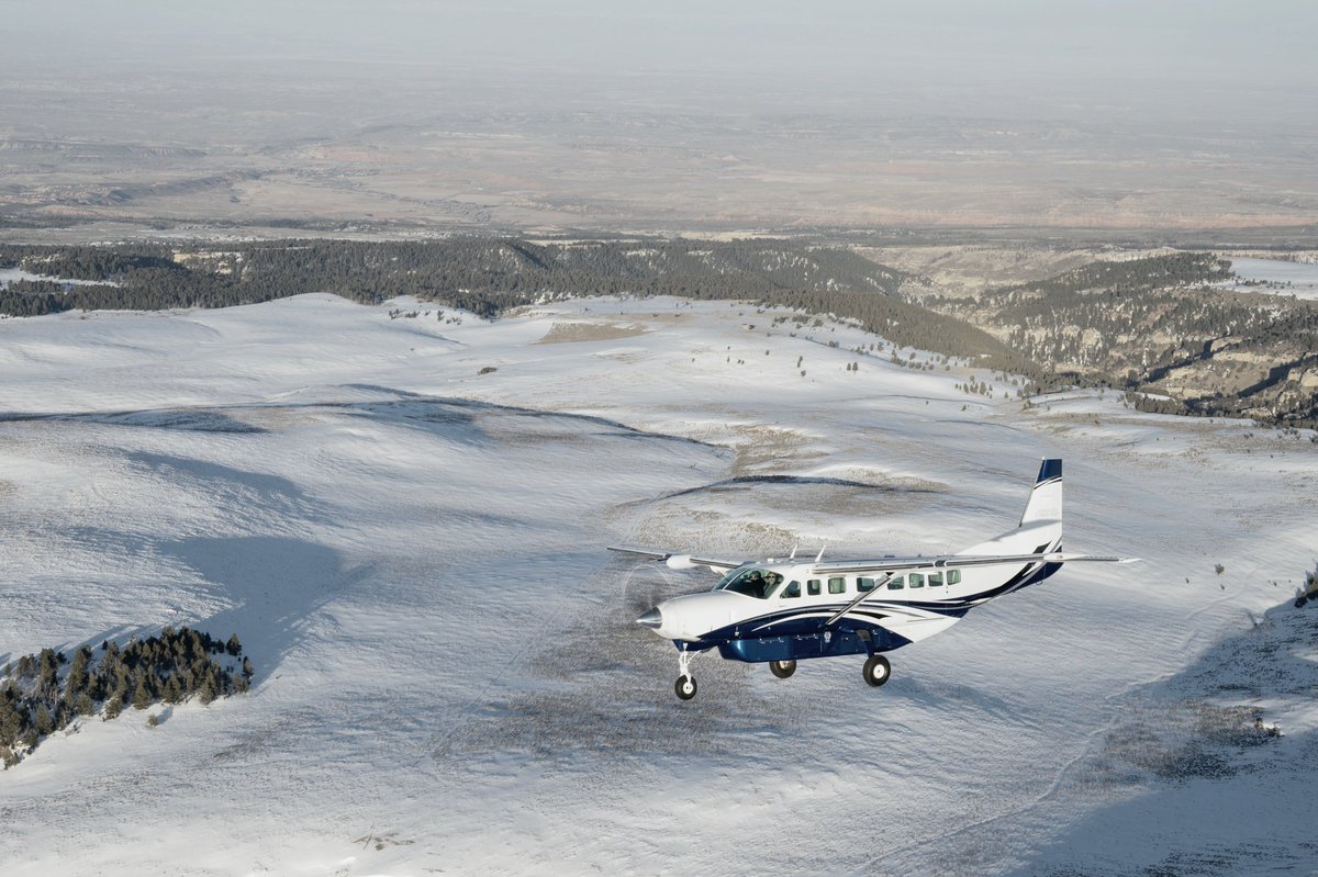 Mountain climber 🧗‍♂️ #FlyCessna #cessna #aviation #cessnacaravan