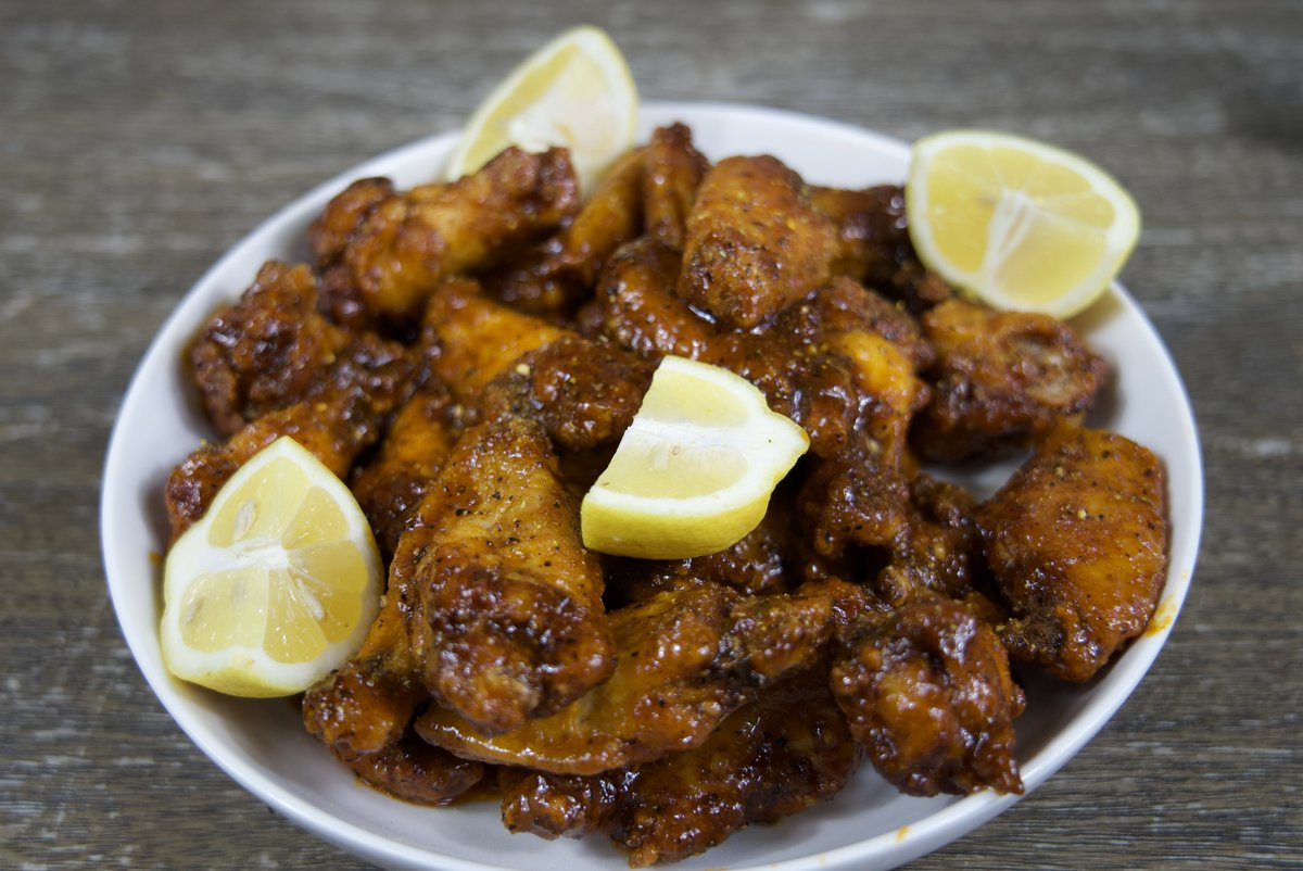 Honey Hot, LP Sprinkles | Only Right I Made Wings For 404 Day!