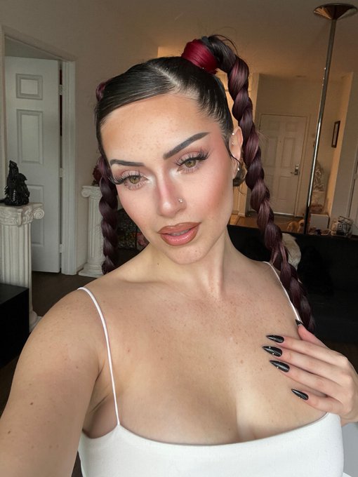 😘 https://t.co/4MYtY092Ub