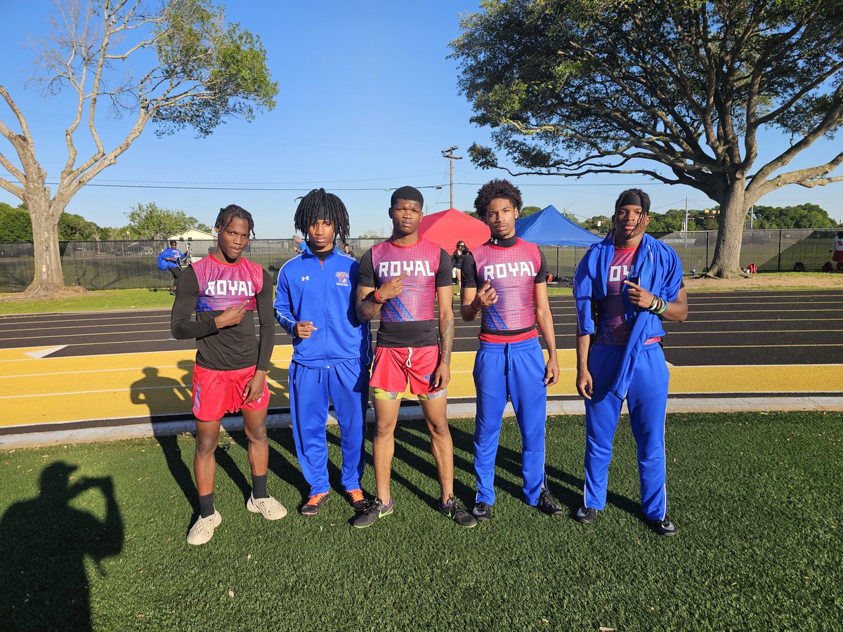 Congratulations to the Royal boys 4x1 team on qualifying for area round of the state track championships #WeAreRoyal