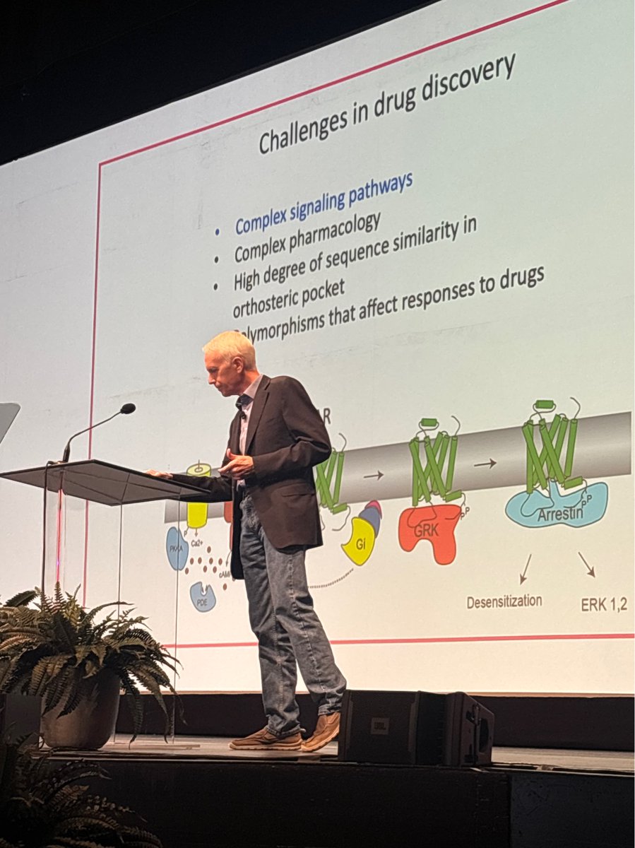 Opening keynote speaker #NobelLaureate Brian Kobilka takes the stage at #APS2024. #WeArePhysiology