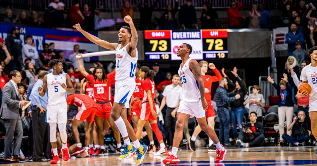 Dreaming of a career in sports? Dallas is your slam-dunk destination! 🏀 From the electrifying energy of March Madness to interning with teams like the Mavericks, Dallas sets the stage for a winning career in sports. Learn more about our MSSM program using the link in our bio!