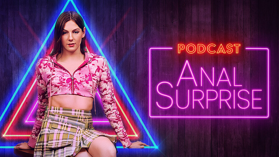 Amanda Riley Stars in 'Podcast Anal Surprise' @transangelsxxx @amandarileyxxx xbiz.com/news/280791/am…