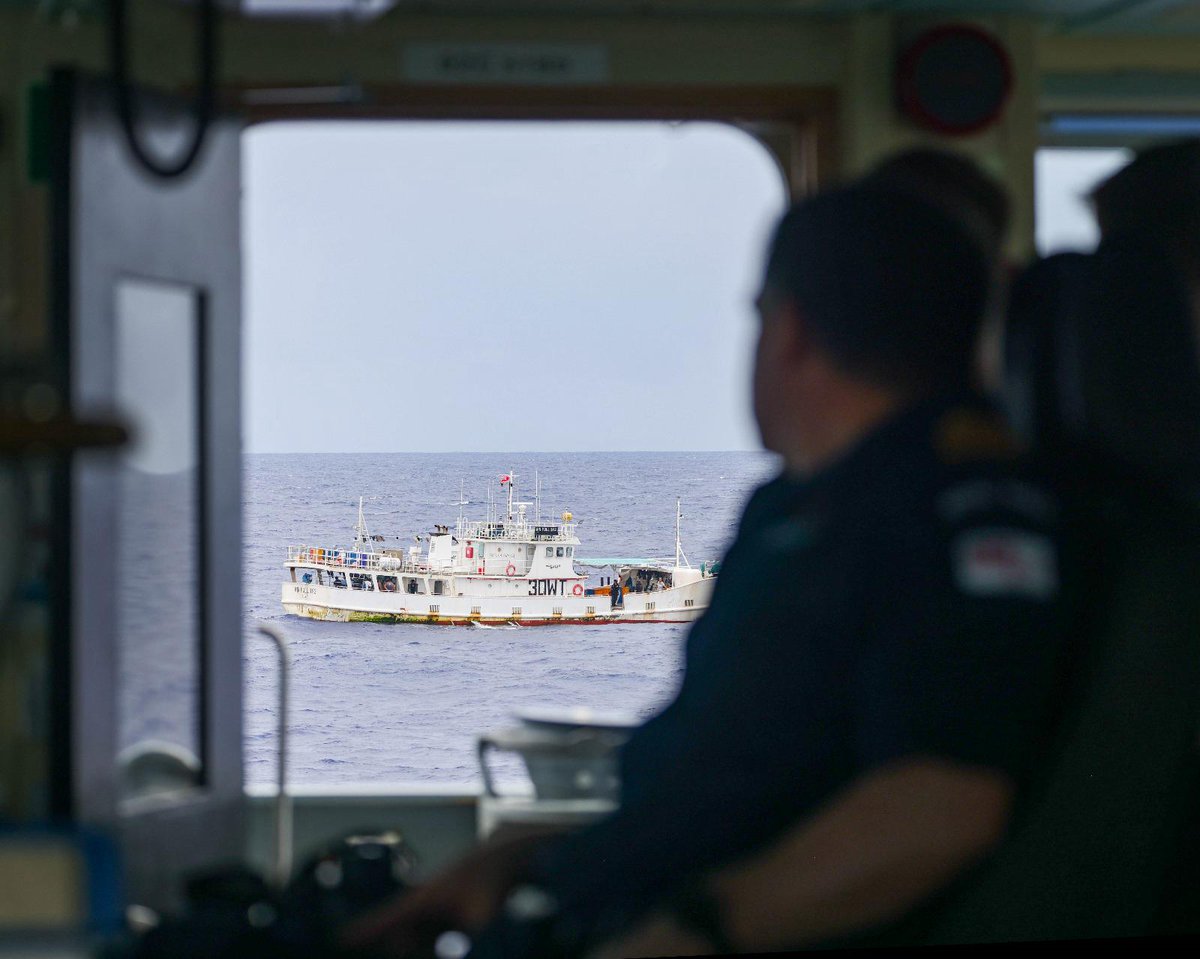 💬 'Our partnership with the @RoyalNavy and @NZNavy allows us to be at the forefront of fishing operations in our EEZ. 'Together, we're ensuring surveillance and patrols are undertaken to address and deter IUU Fishing.' 🐠 - Arieta Tunidau, 🇫🇯 @FisheriesOf