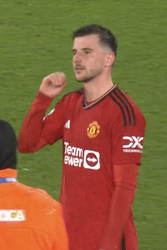 FaktaSepakbola's tweet photo. 4'— Chelsea 1-0 Man United
19'— Chelsea 2-0 Man United

34'— Chelsea 2-1 Man United
39'— Chelsea 2-2 Man United
67'— Chelsea 2-3 Man United

90+10'— Chelsea 3-3 Man United
90+11'— Chelsea 4-3 Man United

🔥🔥🔥 https://t.co/XdOcOvZJbP