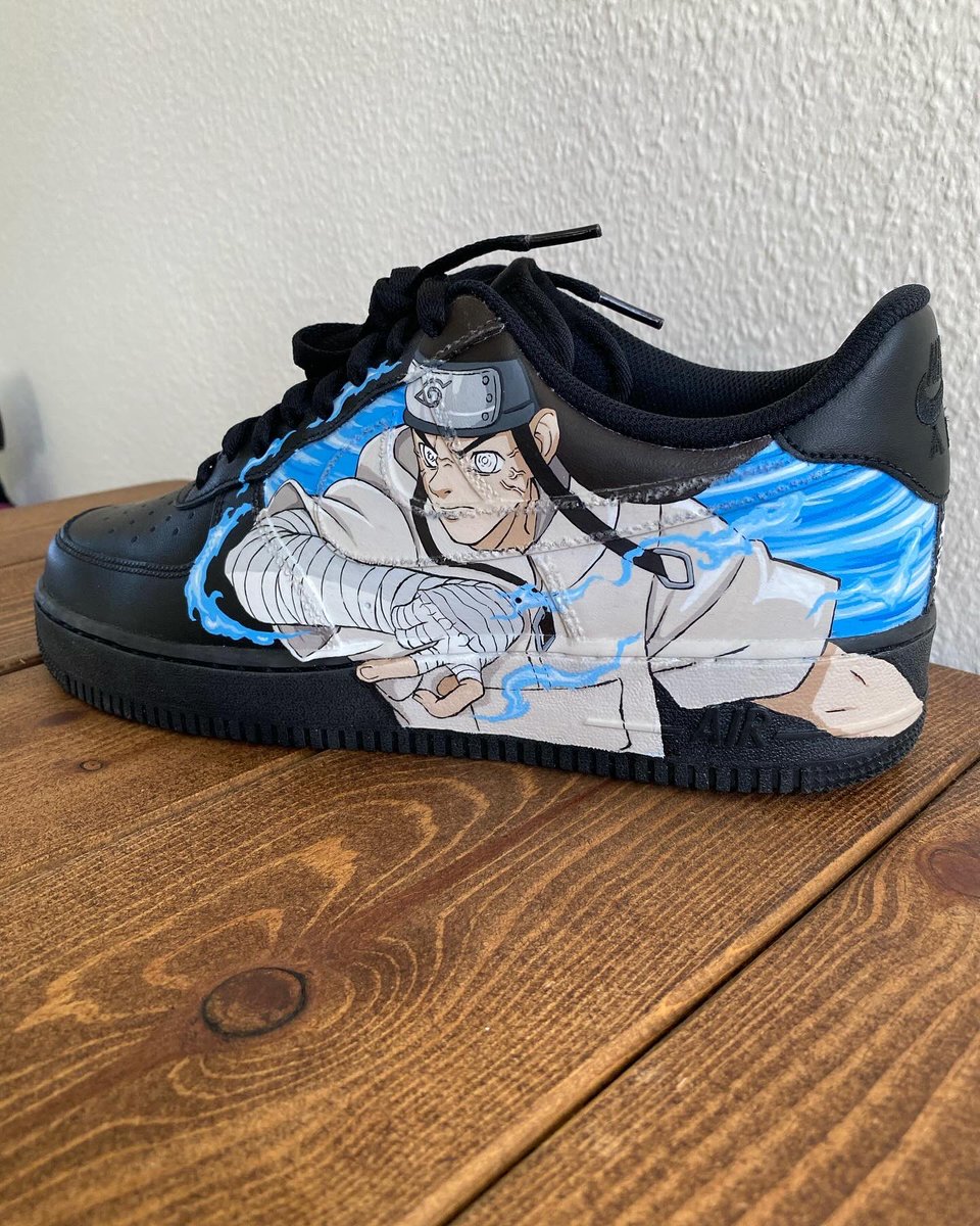 Embrace the details of Neji’s genious! 
#animeart #naruto #nikeaf1