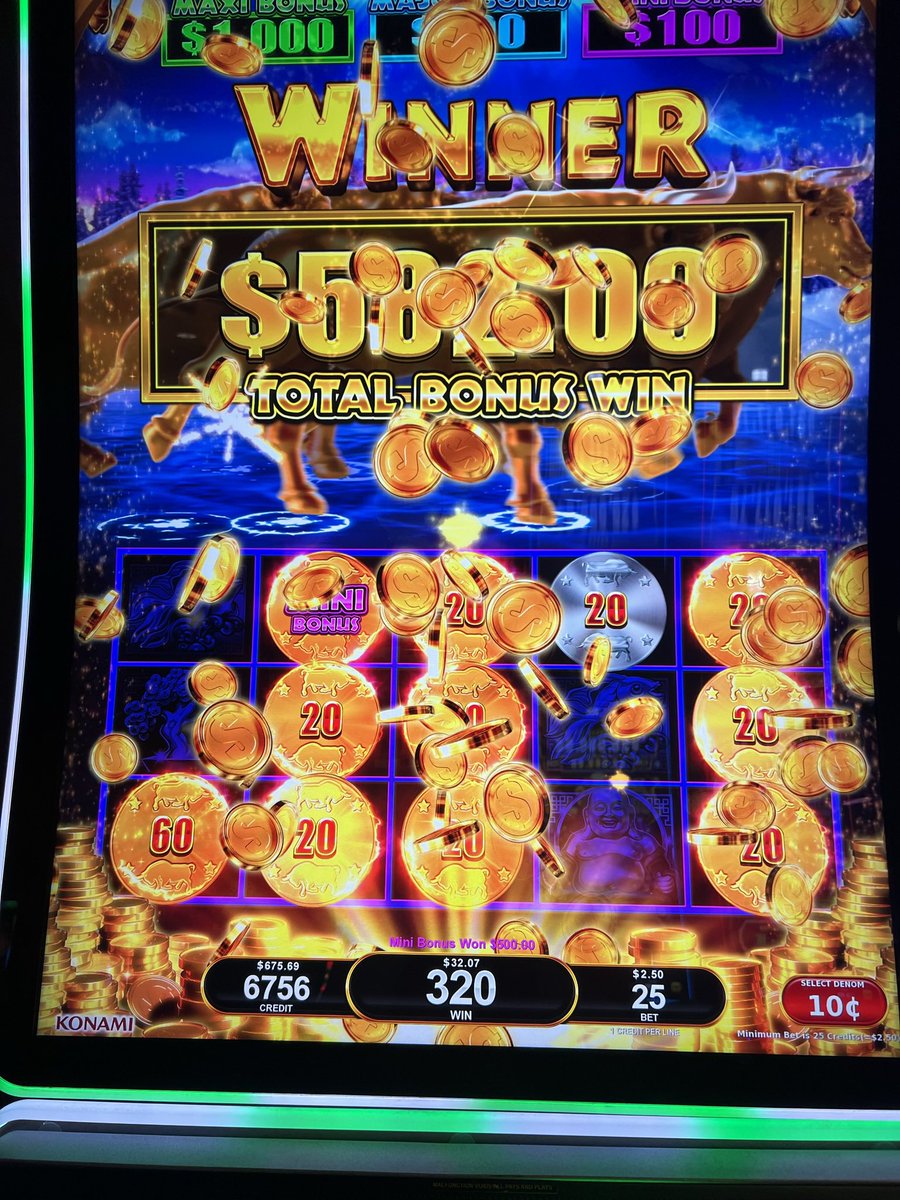 tomkoslots's tweet image. Here are pics of our big wins before we started recording features. 6