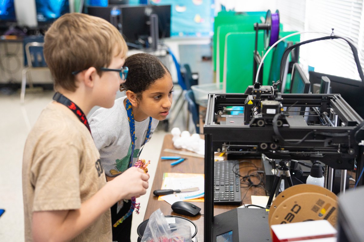 ShermanISD's tweet photo. Sherman ISD elementary students are learning the basics of 3D design and engineering in their computer lab classes, thanks to new 3D printers funded by the Sherman Education Foundation.
Read more at https://t.co/gyKEWOQ7An https://t.co/niRawWQa4j