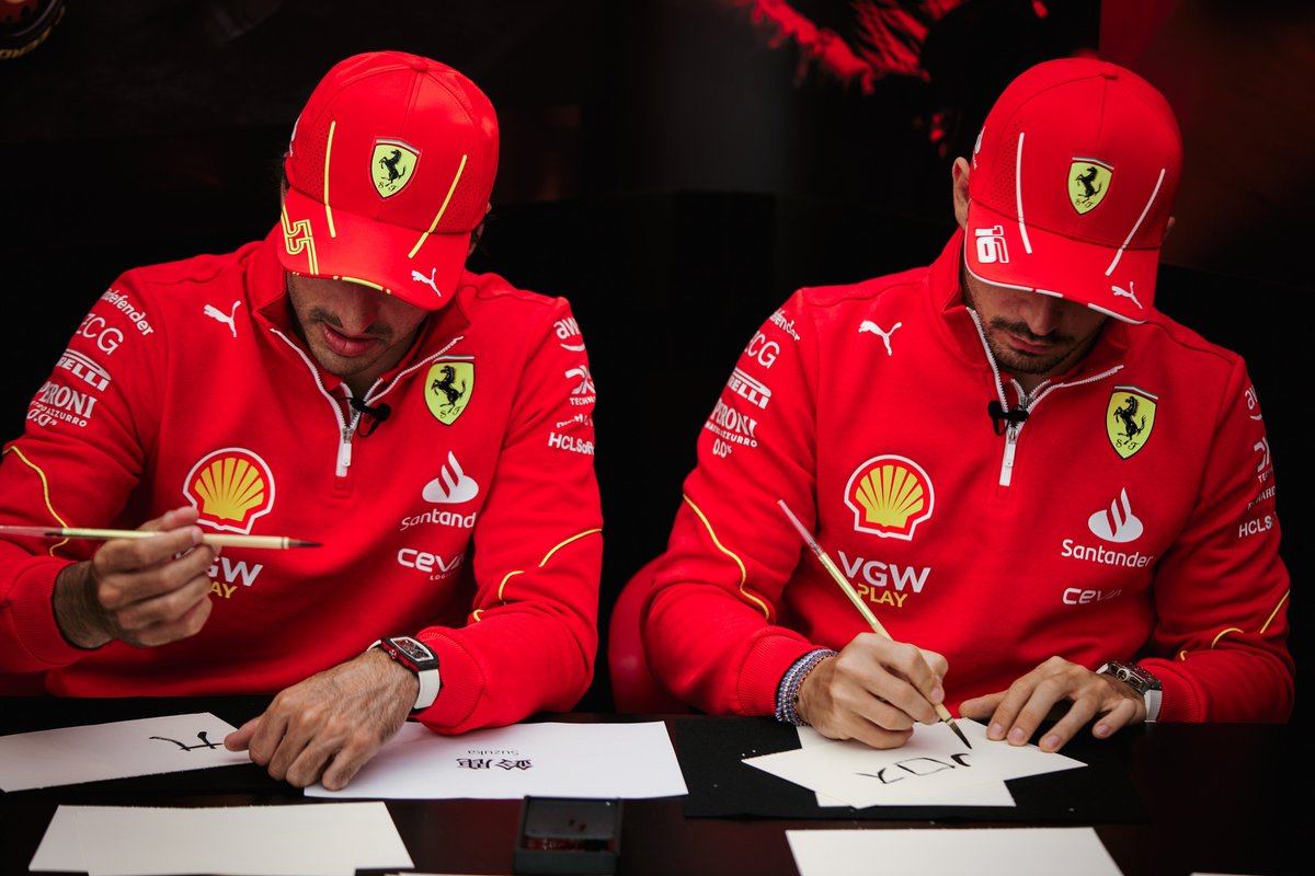 F1PaddockRP's tweet photo. ㅤㅤㅤㅤ
Learning Japanese calligraphy. ✍️
ㅤㅤㅤㅤ
Who did it better?
ㅤㅤㅤㅤ
https://t.co/cqcW1zBDZK
ㅤㅤㅤㅤ https://t.co/Vc32YrL6re