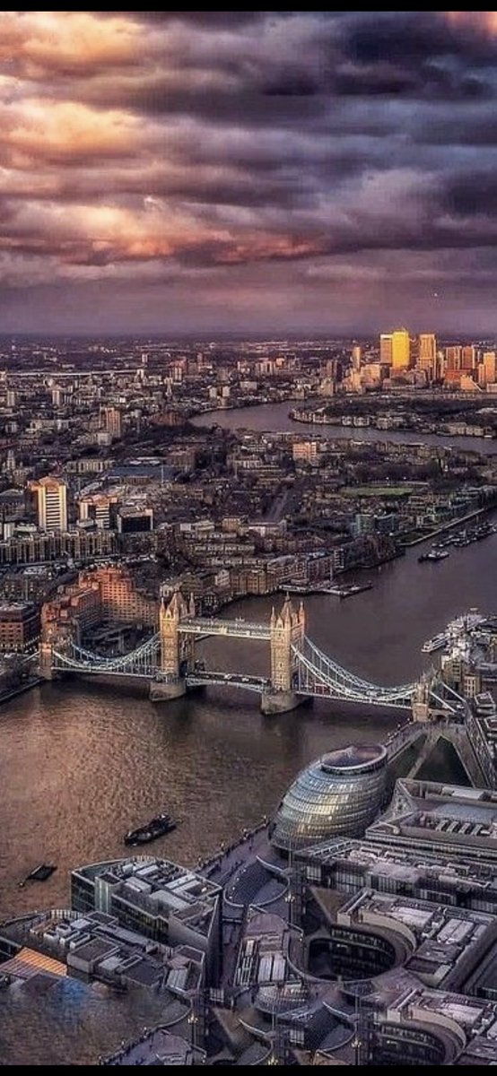 A BEAUTIFUL VEIW OF TOWER BRIDGE LONDON 🇬🇧🌹💖
#mylondon
#sheraz