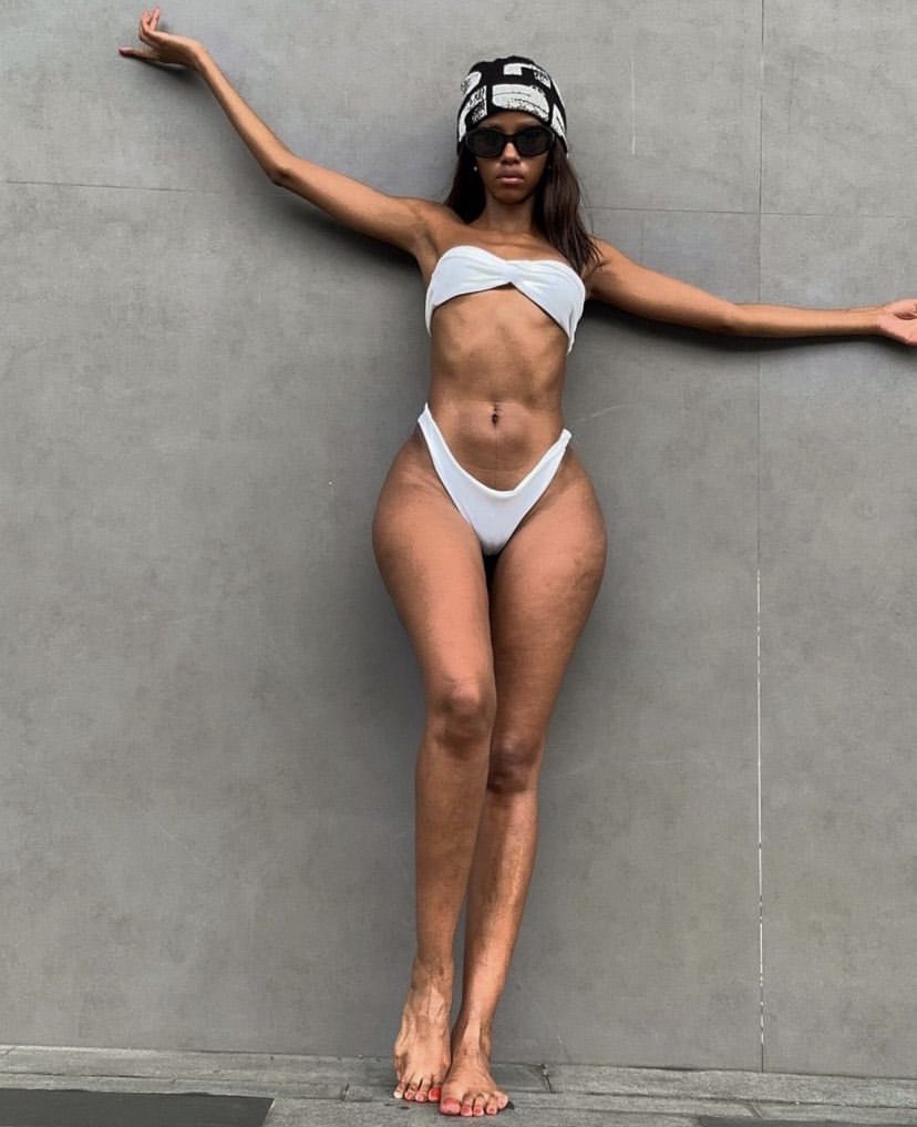 NomsaSilentUser's tweet photo. Body type❤️🍑💦 https://t.co/MzEL32cyr9