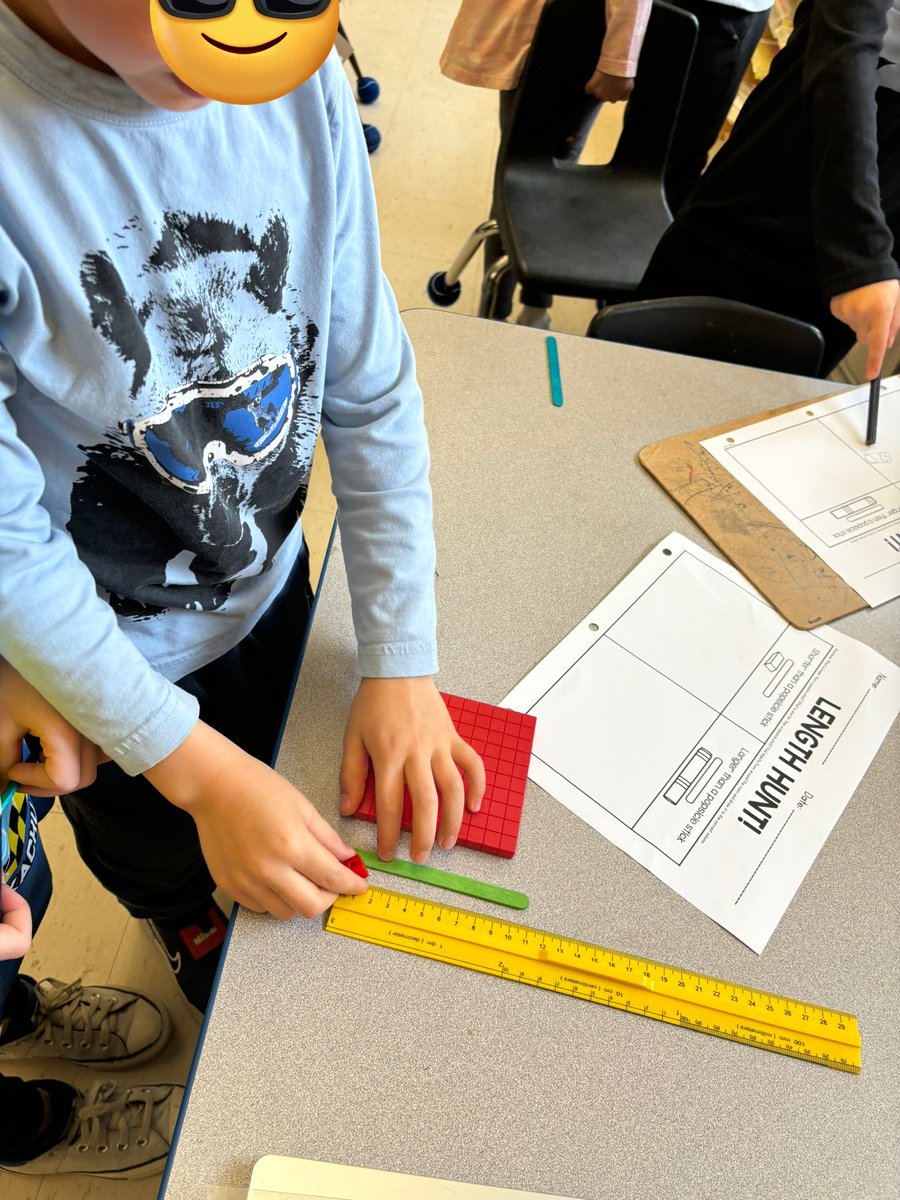 We worked on some problem solving, followed by a classroom hunt to practice comparing the lengths of objects using what we learned about direct measurement. @orioleparkjps @TDSBmath