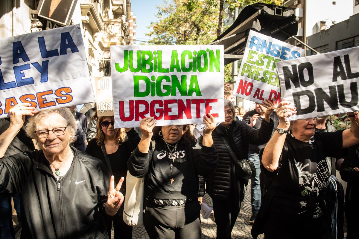 📢| Altísimo acatamiento del #ParoNacionalDocente en todo el país.

Por la restitución del FONID, Paritaria Nacional, envío de fondos para Comedores Escolares, Programas Educativos, Infraestructura y urgente aumento para nuestrxs jubiladxs.

Comunicado👇🏽
ctera.org.ar/masivo-paro-do…