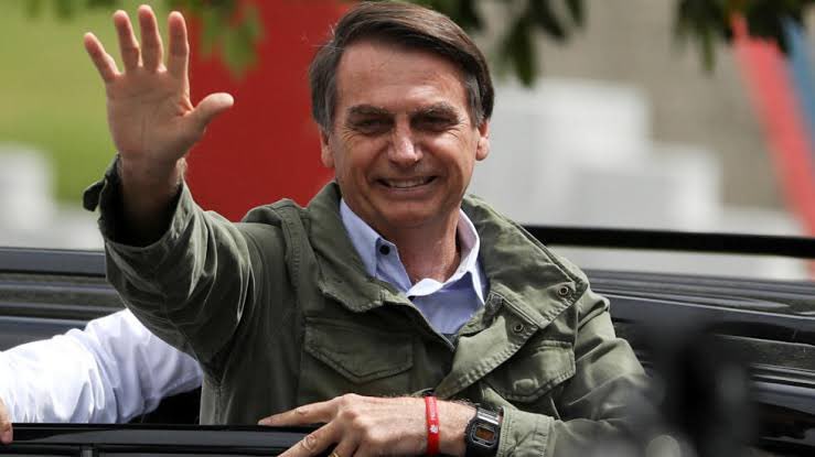 🚨MANIFESTAÇÃO - Bolsonaro fará pronunciamento e pedirá mobilização de apoiadores O ato será organizado por Silas Malafaia e está marcado para o dia 21 de abril, feriado de Tiradentes, em um domingo, a partir das 10h da manhã. “Será uma grande manifestação” disse Malafaia