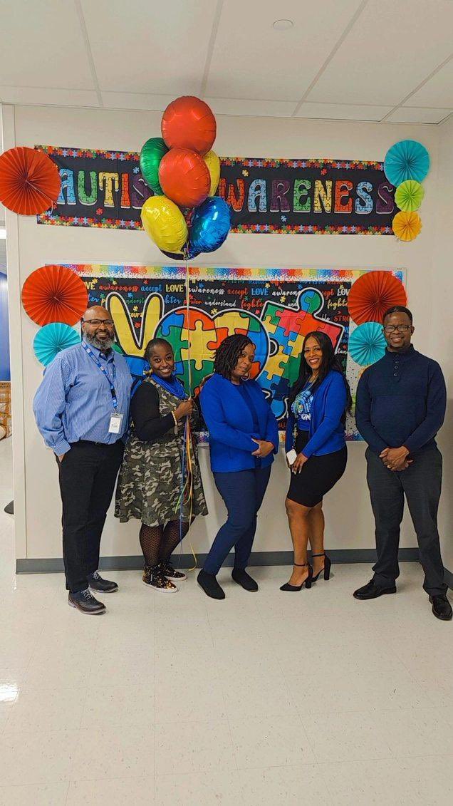 HMS_PGCPS's tweet image. At #HMS we celebrated #AutismAwarenessMonth today! #blueorbust #aprilandautism @bkbornjabredap