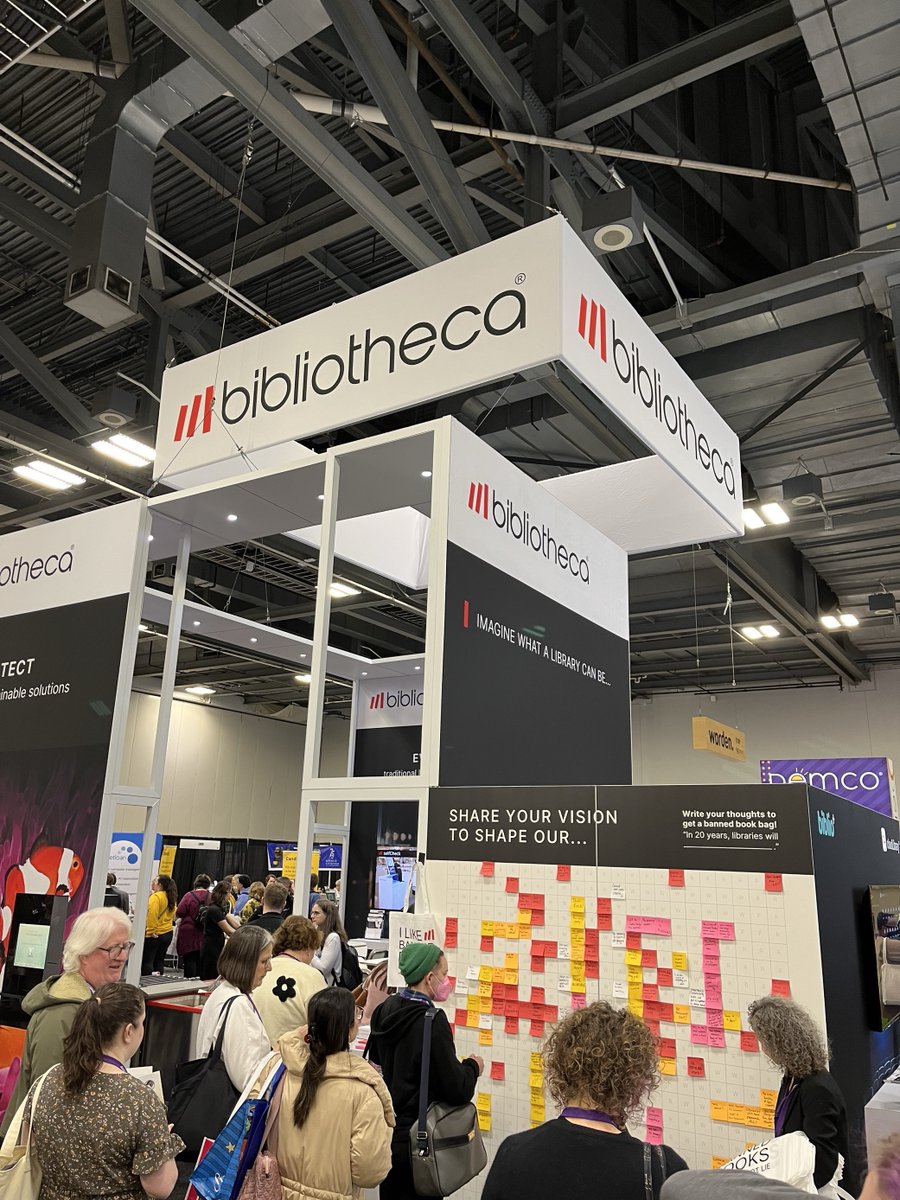 BibliothecaX's tweet image. Shaping the future at #PLA2024! 🌟
 
We’ve invited library professionals to share their thoughts on the next 20 years of libraries. The outcome? A stunning mosaic of ideas forecasting the future of libraries. Participants were thanked with a banned books bag. #futureoflibraries