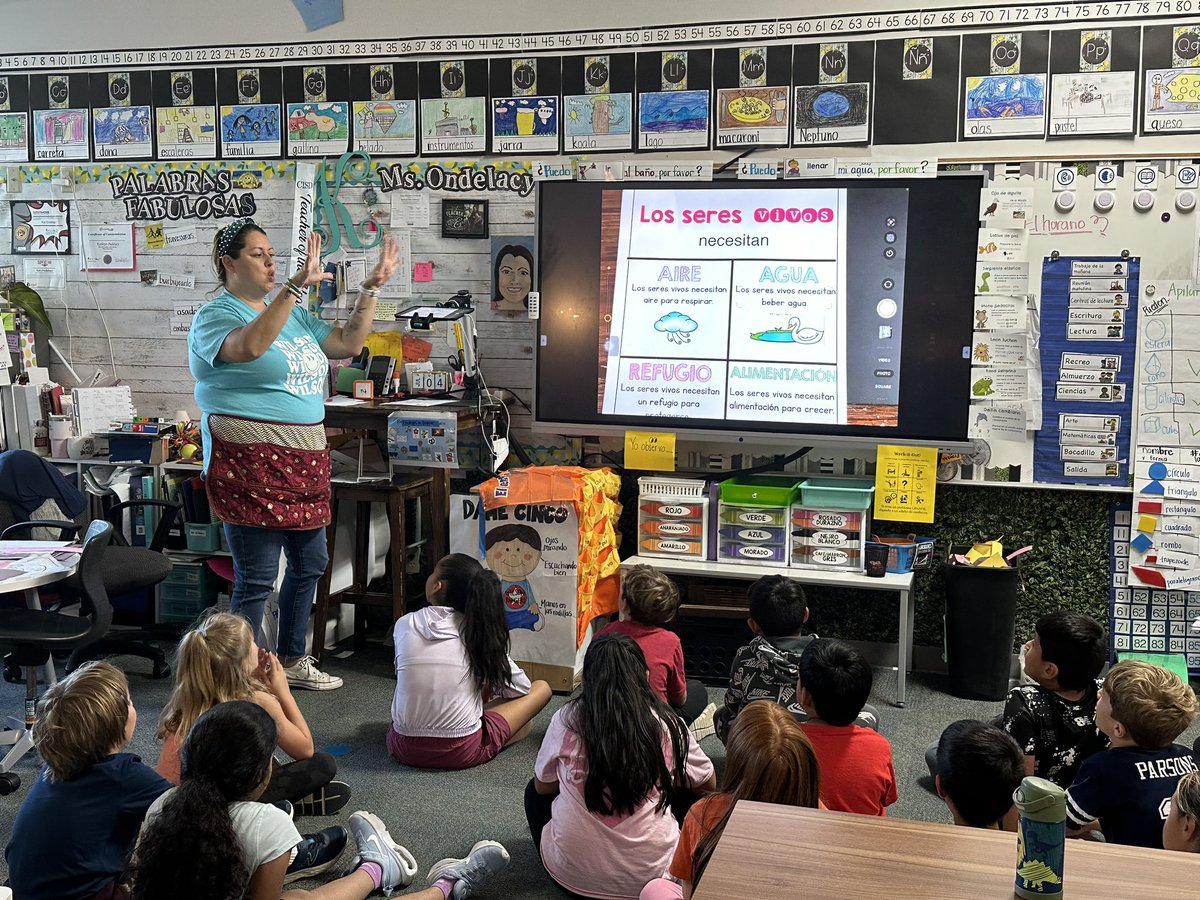 Preteaching academic vocabulary using the Total Physical Response method is an effective way to support Emergent Bilingual learners with linguistic growth! @CISDESLBIL #CISDESLBIL @gowilsonrangers @jhub257