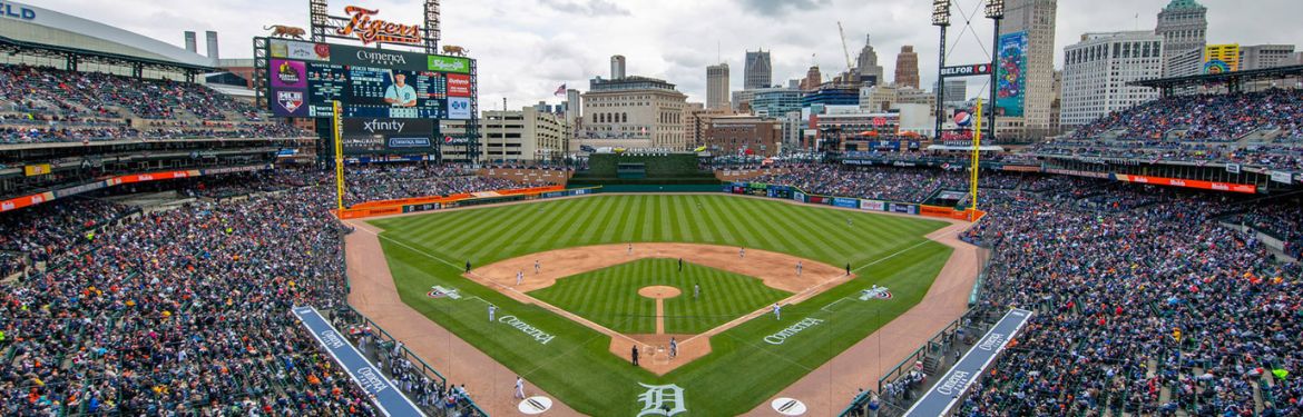 Spend Memorial Day weekend watching the Detroit Tigers take on the Toronto Blue Jays! ⚾ We invite all Schulich alumni and their families to Comerica Park in Detroit, Michigan, on Saturday, May 25, 2024! 🇺🇸 Visit the event page for ticket details. ⤵️ brnw.ch/21wIwug