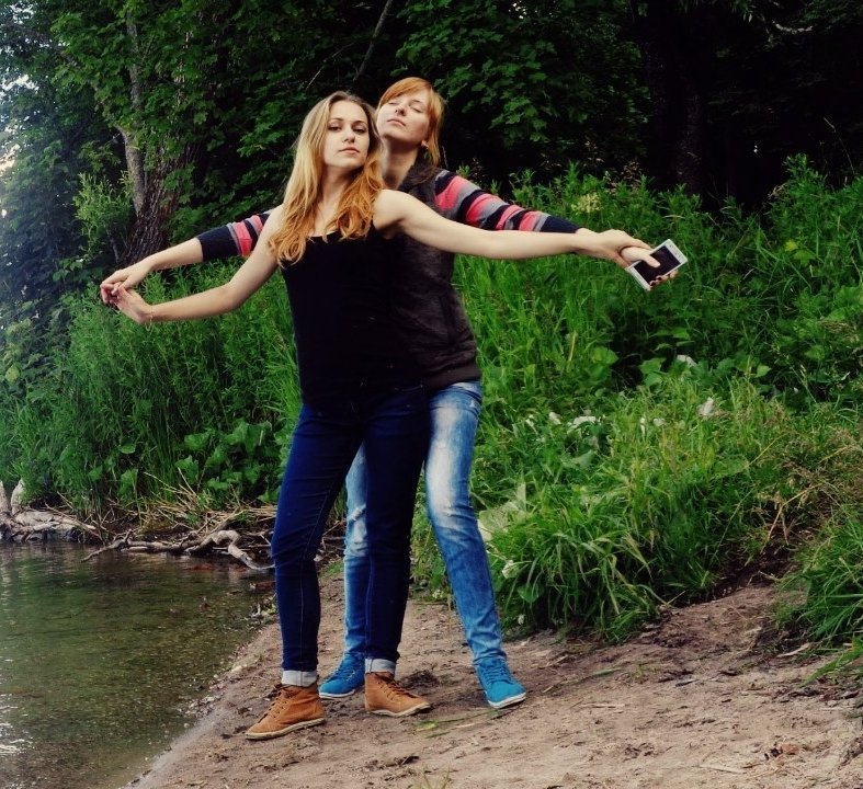 Just couple of normal girls doing normal girl things, nothing to see