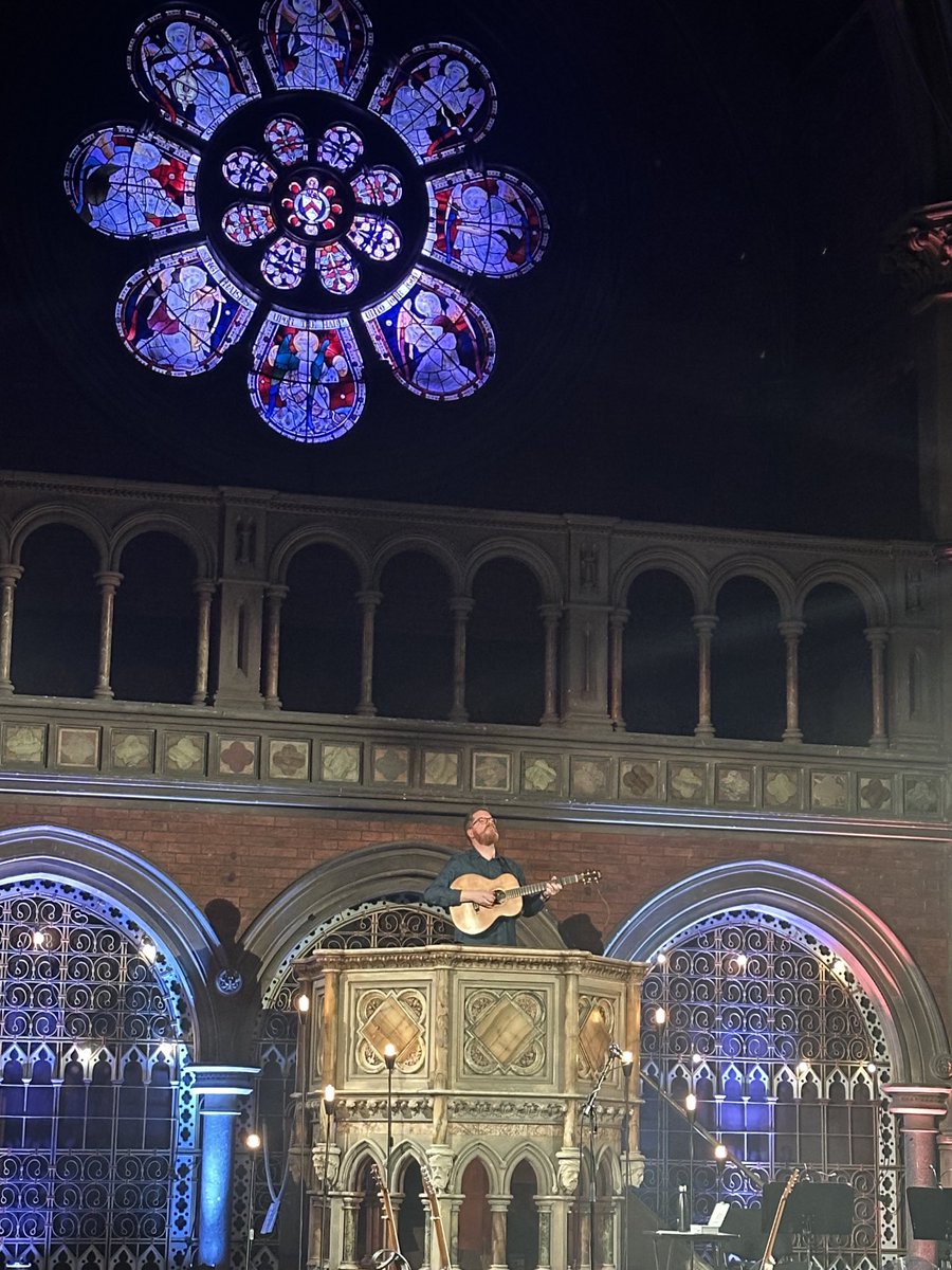 A lovely evening ⁦⁦<a href="/UnionChapelUK/">Union Chapel London</a>⁩  with ⁦⁦<a href="/thejohnsmith/">John Smith</a>⁩ reminding us we’re all #thelivingkind Cheers, John