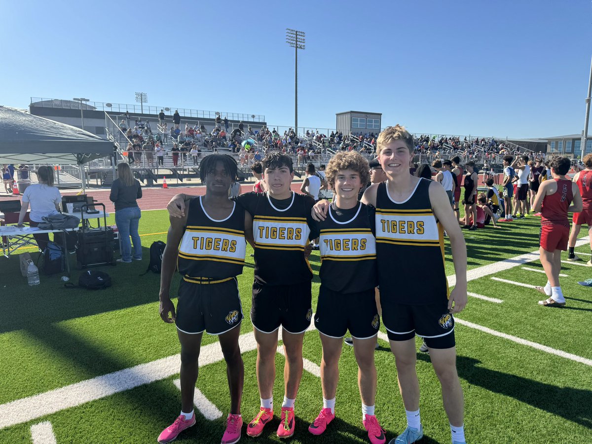 These guys broke the school record and finished 2nd in the 400 M relay at our district meet! Congrats @TISDGLJHS