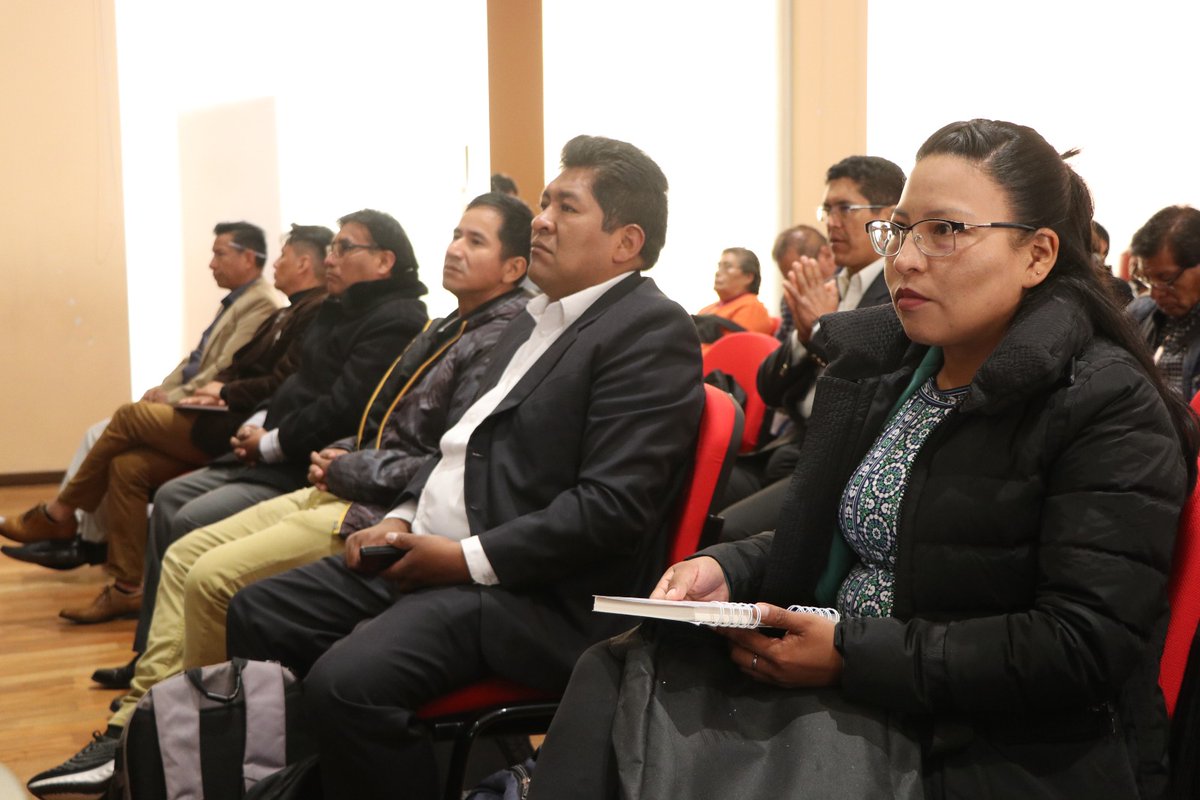 minedubol's tweet photo. El Ministerio de Educación llevó adelante el “#Encuentro de Autoridades de Escuelas Superiores de Formación de Maestros, Unidades Académicas y #UNEFCO", para establecer los lineamientos y acciones #estratégicas en el ámbito institucional, académico, administrativo y legal. https://t.co/TE3M3Bqbwu