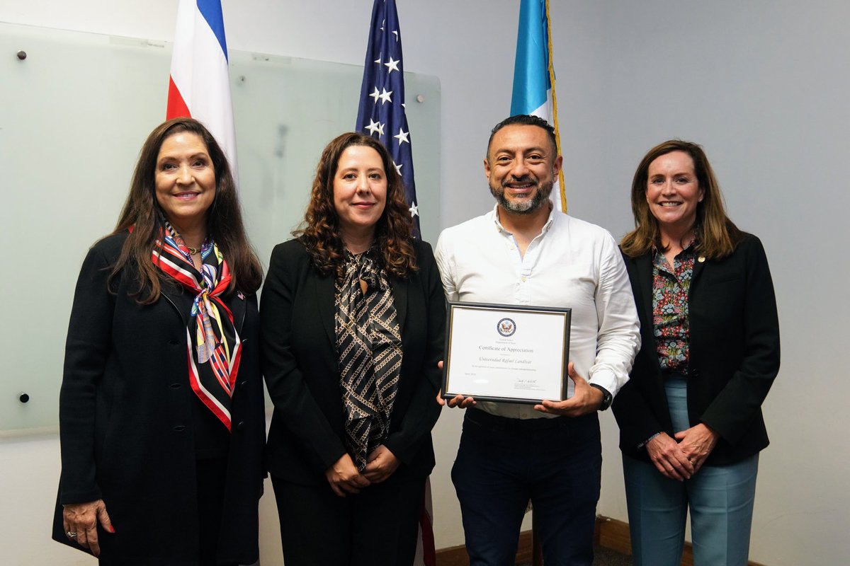 La Representante Especial para Asociaciones Globales, Dorothy McAuliffe @GPatState, está liderando la creación de la red de Centros de Emprendimiento Climático (CCE) en América Latina. Estos centros, ubicados en Costa Rica, Colombia y Guatemala, brindarán un espacio vital para…