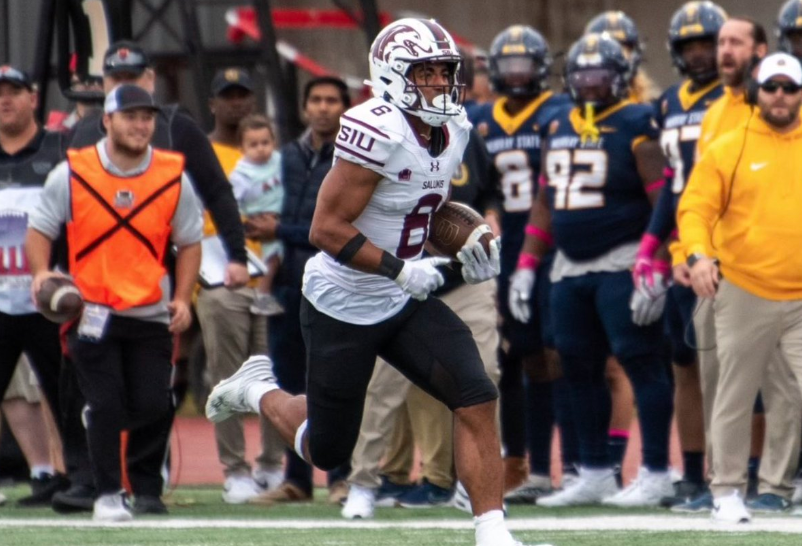 DraftDiamonds's tweet photo. 2024 NFL Draft Prospect Interview: Justin Strong, RB, Southern Illinois University https://t.co/3BSXeuRsJa https://t.co/6WdvnKy2uz