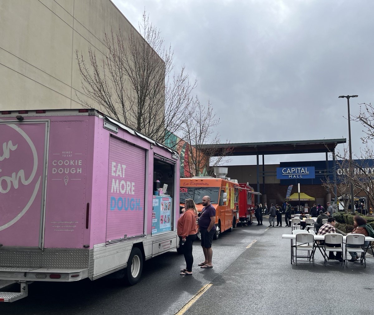 🎉🍔🚚 Throwback Thursday Alert! 🚚🍔🎉

Remember the sizzling sensations, mouthwatering aromas, and the unbeatable community vibes from our recent Food Truck Rally at Capital Mall? 🌮🥙 We're still savoring every delicious moment!