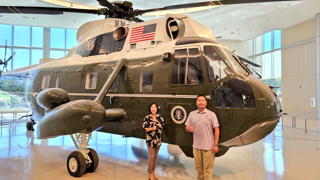 I love America. I love @Bush41Library & @BushFdn . & I love Marine One.  
Can't wait for this new Pavillion to be open!
#Aggieland #Bush41