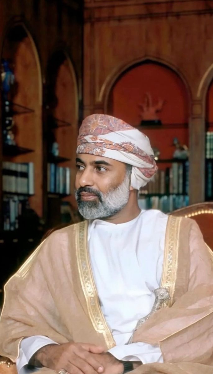 أيها الحاضر الحاضر، تبقى مُخلدًا في ذاكرتنا🤎