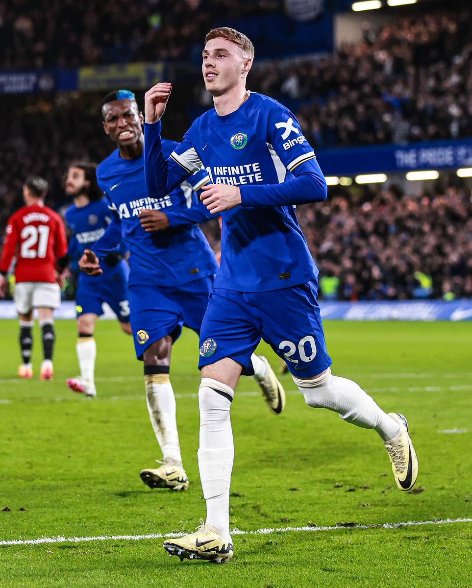 _FootInside's tweet photo. La Premier League c'est vraiment un autre monde. 🤩🏴󠁧󠁢󠁥󠁮󠁧󠁿 https://t.co/0Ep4mkhljF
