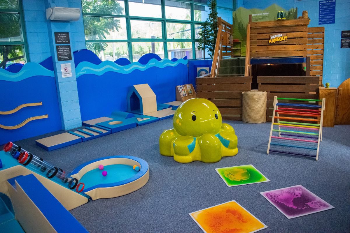 Dive into the fun at @SDCDM320 Toddler Tidepool exhibit, now refreshed and ready to make a splash! 🌊 

From their soft play octopus to rolling waves of laughter on their ball ramp, there are oceans of excitement waiting for your little explorers. 

#sandiego #childrensmuseum