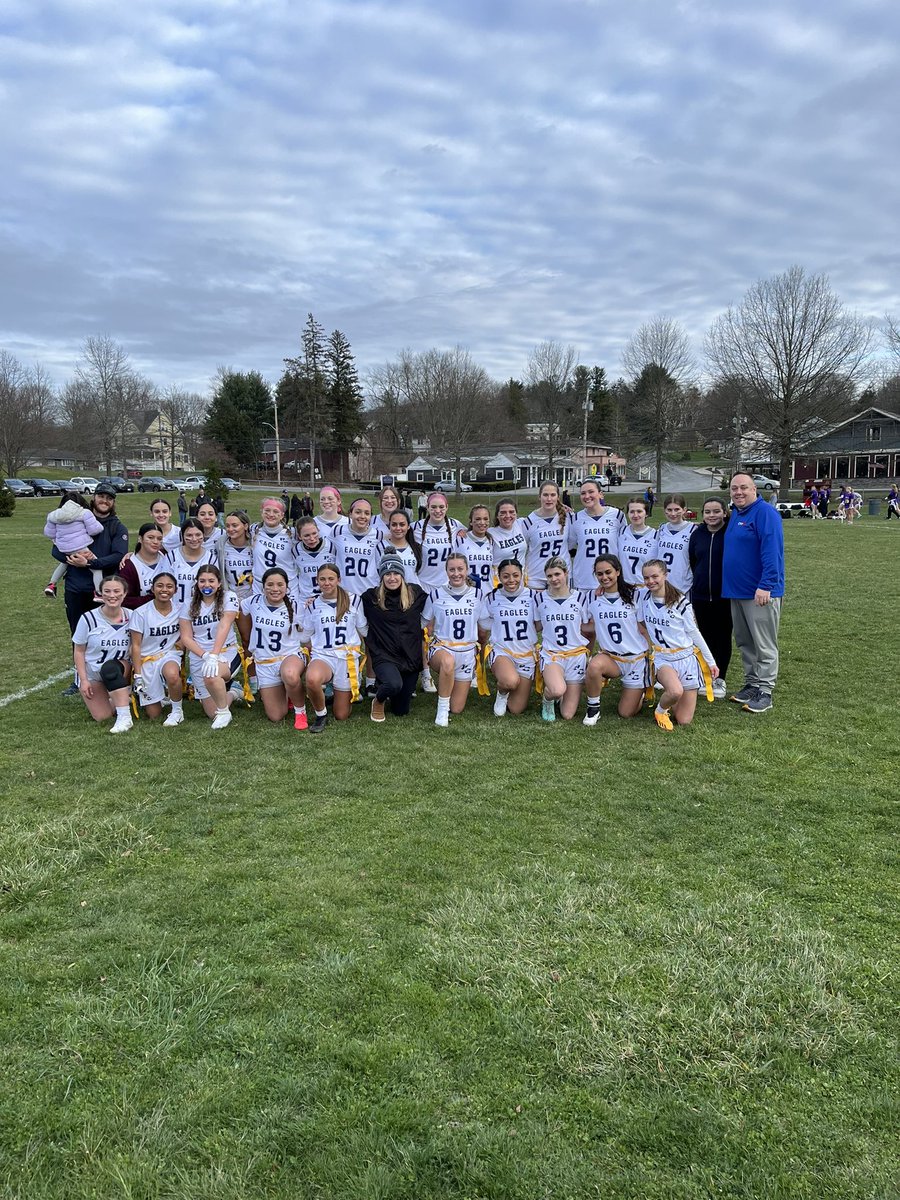 History made! First BC Girls Varsity Flag Football Team! Congratulations on a great game today girls. Thank you to Coach Aaron Hasbrouck and Coach Sara Rickard Fandl and Coach Pezzulo! 🙏🦅🏈✝️
Non Vox Sed Votum.