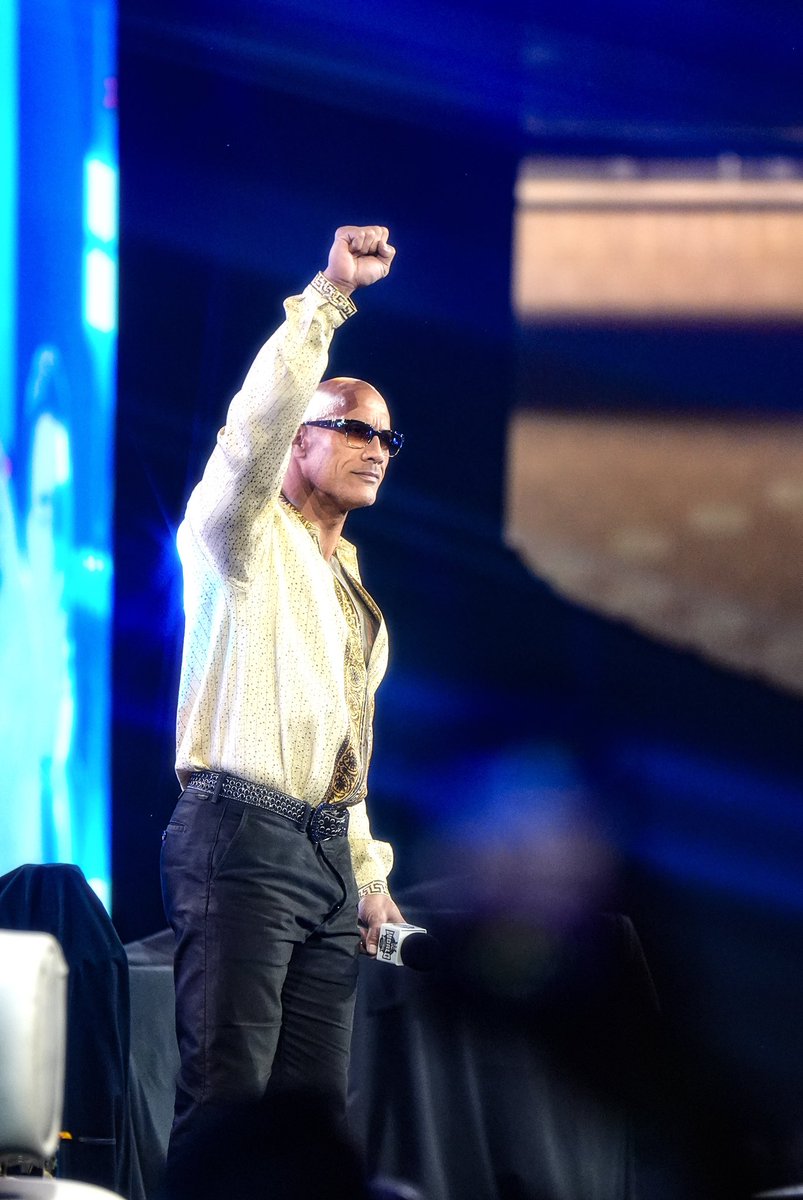 Finally…@TheRock showed up #WWEWorld #WrestleMania 📸