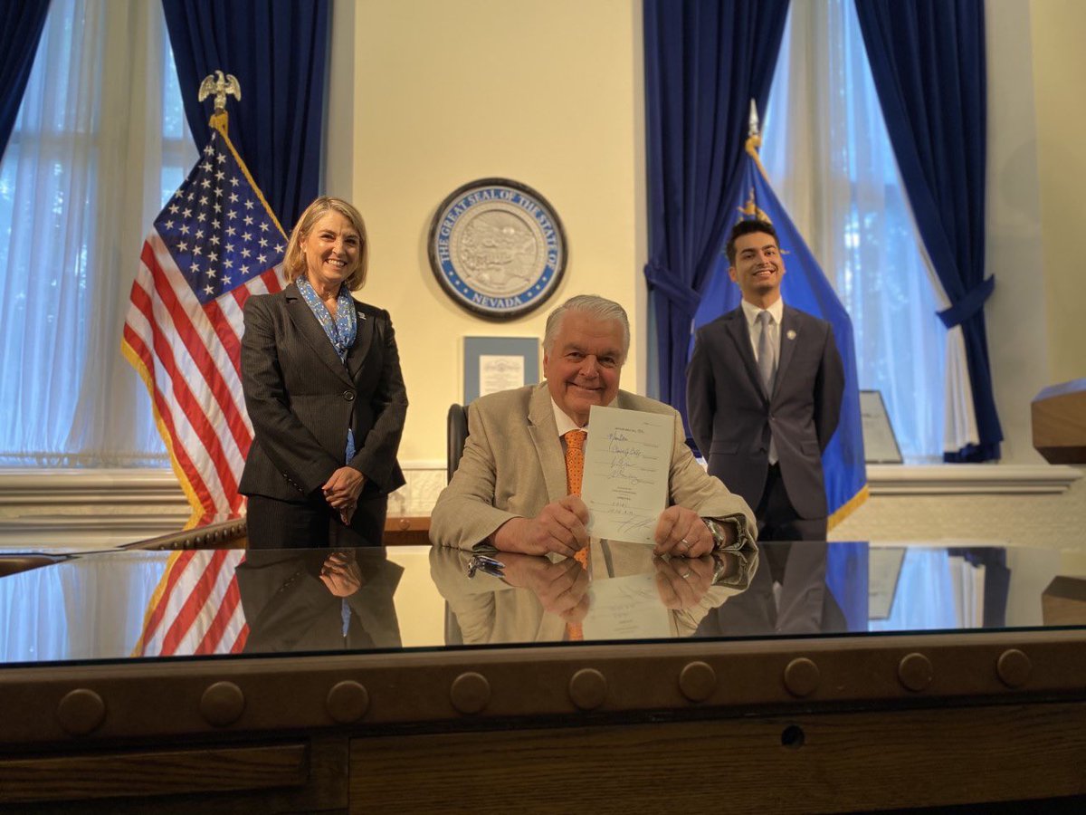 Can’t wait to order mine! Thank you to @KateMarshallNV, @fabiandonate, and Gov. Sisolak for passing and signing legislation protecting and promoting dark skies in Nevada!