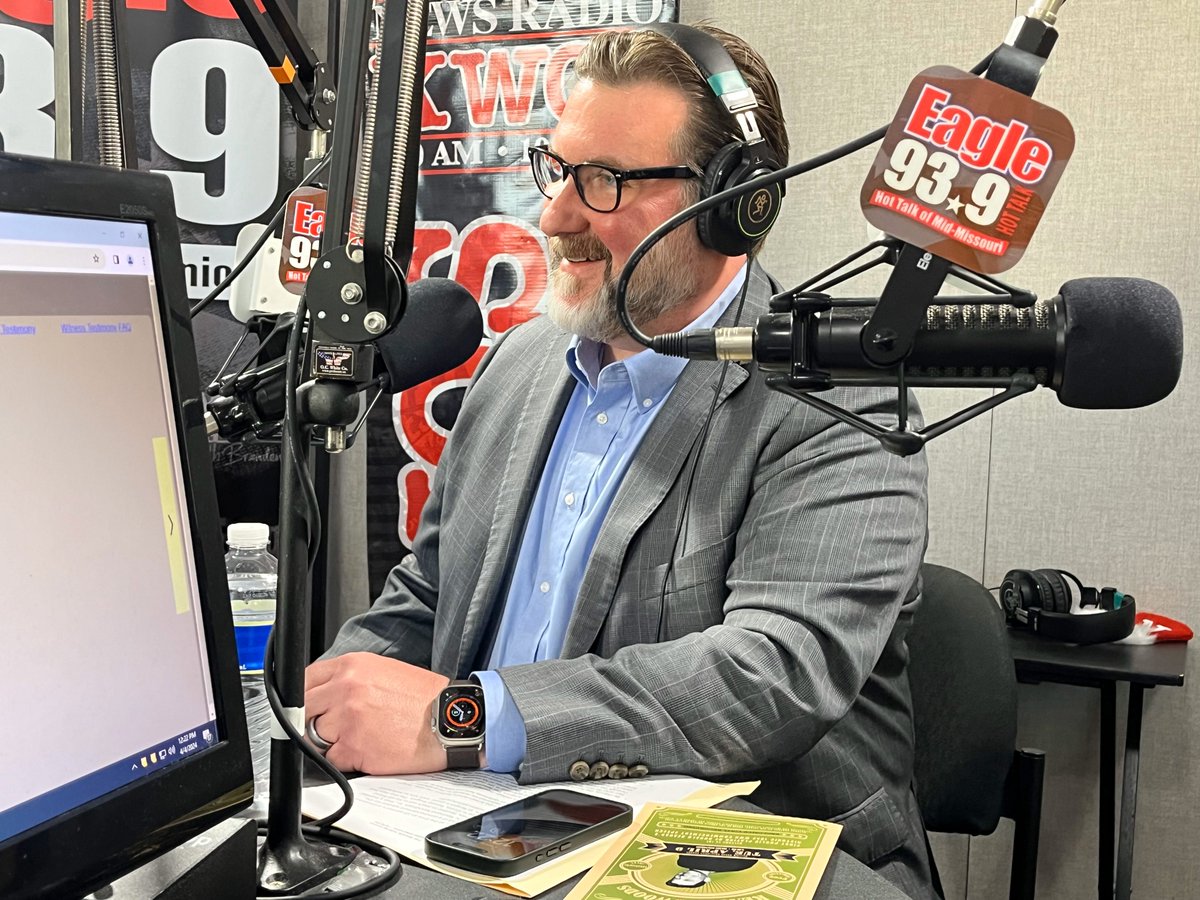 President Jeremy Moreland appeared today on 93.9 The Eagle’s “CEO Roundtable”. He spoke about the historic “Reagan at the Woods” event, at which we will be showcasing a piece of presidential history by playing a rare recording of Ronald Reagan’s 1952 WWU commencement speech.