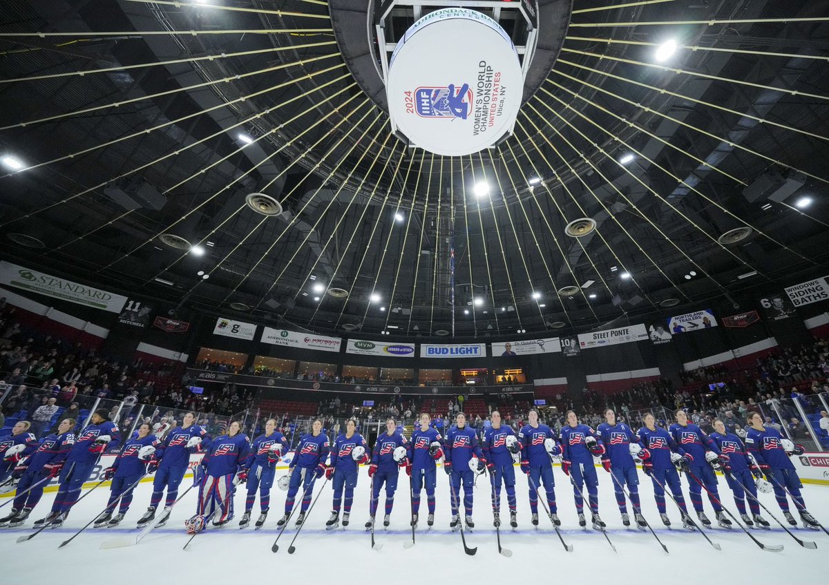 In my hockey mom era! #WomensWorlds