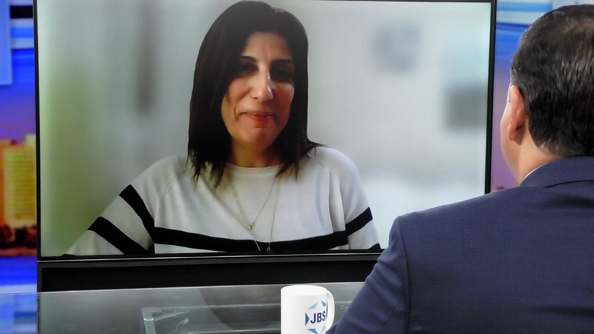 NOW on JBS: @ShaharAzani speaks with CEO of Sar-El Volunteers @sarel_israel Keren Dahan about the increase in both Jewish and non-Jewish volunteers dedicating their time to #Israel since October 7th. Channel info: jbstv.org/find-usor Livestream: jbstv.org/watch-live