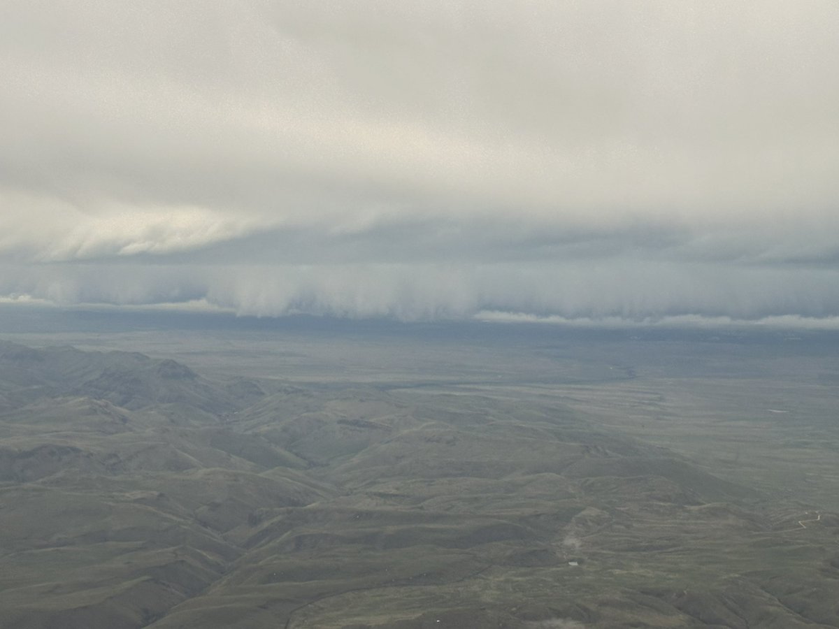 A crazy storm we just flew through. #boiseweather @NWSBoise