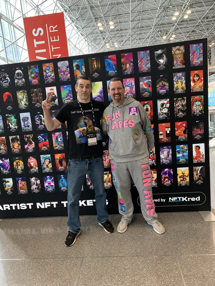 OutThereArtNFT's tweet photo. “It’s @Tricky_Buddha from DeFi Space Donkeys”….
#FunApesNFT #NFTNYC https://t.co/8FVfNB1zkI