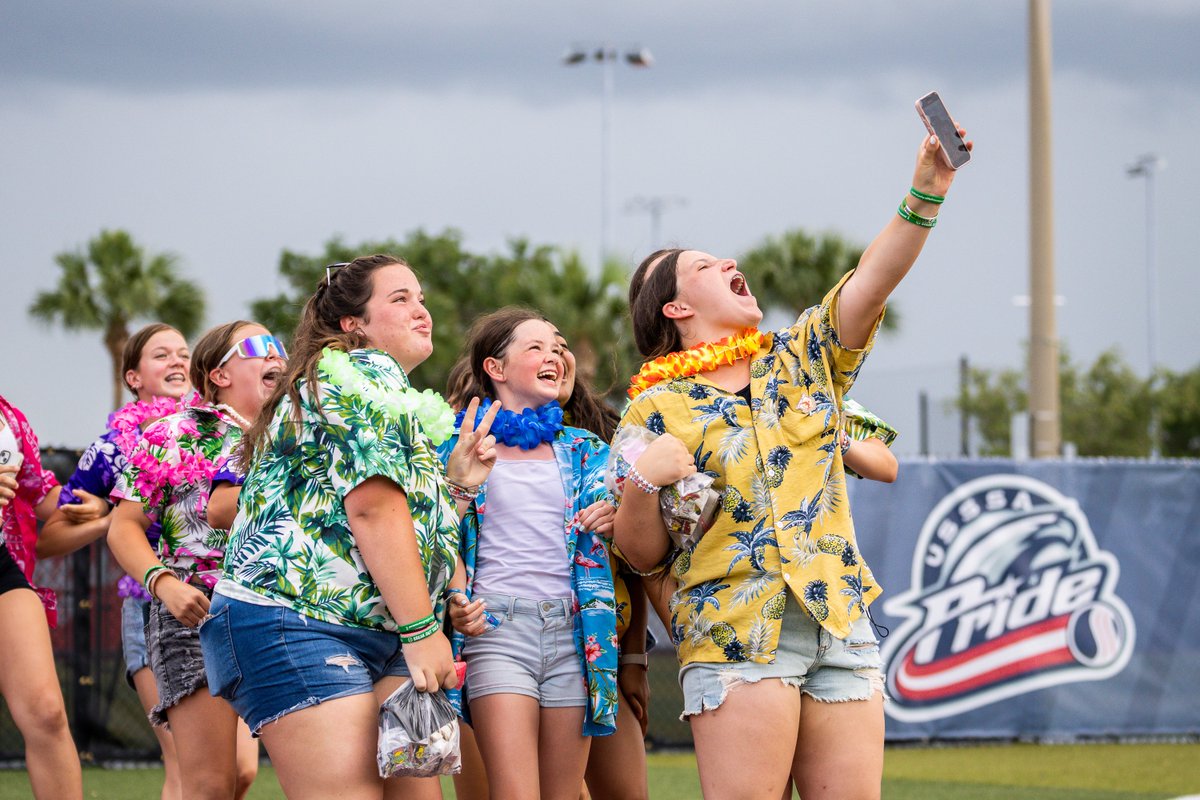 Last year's Space Coast World Series 🌴Tourist-Themed🌴 Opening Ceremony was SO MUCH FUN! 😆 Comment below your guesses on what you think this year's theme will be! 🤔⬇️ #PlayUSSSA