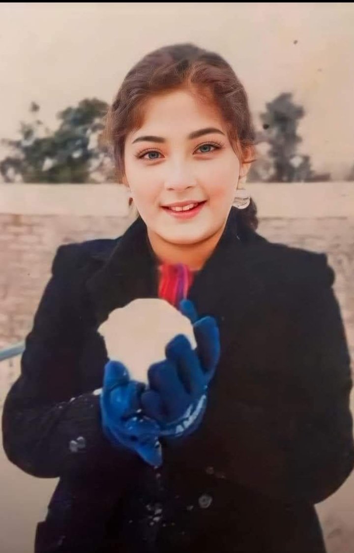 RajaWaheed75's tweet photo. کیا یہ ہماری سی ایم پنجاب @MaryamNSharif کی تصویر ہے؟
ہے یا نہیں بہرحال ماشاءاللہ
@Marriyum_A @pmln_org @PMLNDigital @PmlnMedia @PMLNPunjabPk @president_pmln @NawazSharifMNS #PMLN #PMLN_FORCE_GROUP #pmlnpunjab @ia_rajpoot @asif_shah6 @AqdasBhatti7 @SalehMughal @aliimranabbasi https://t.co/rwkRMSq7lv