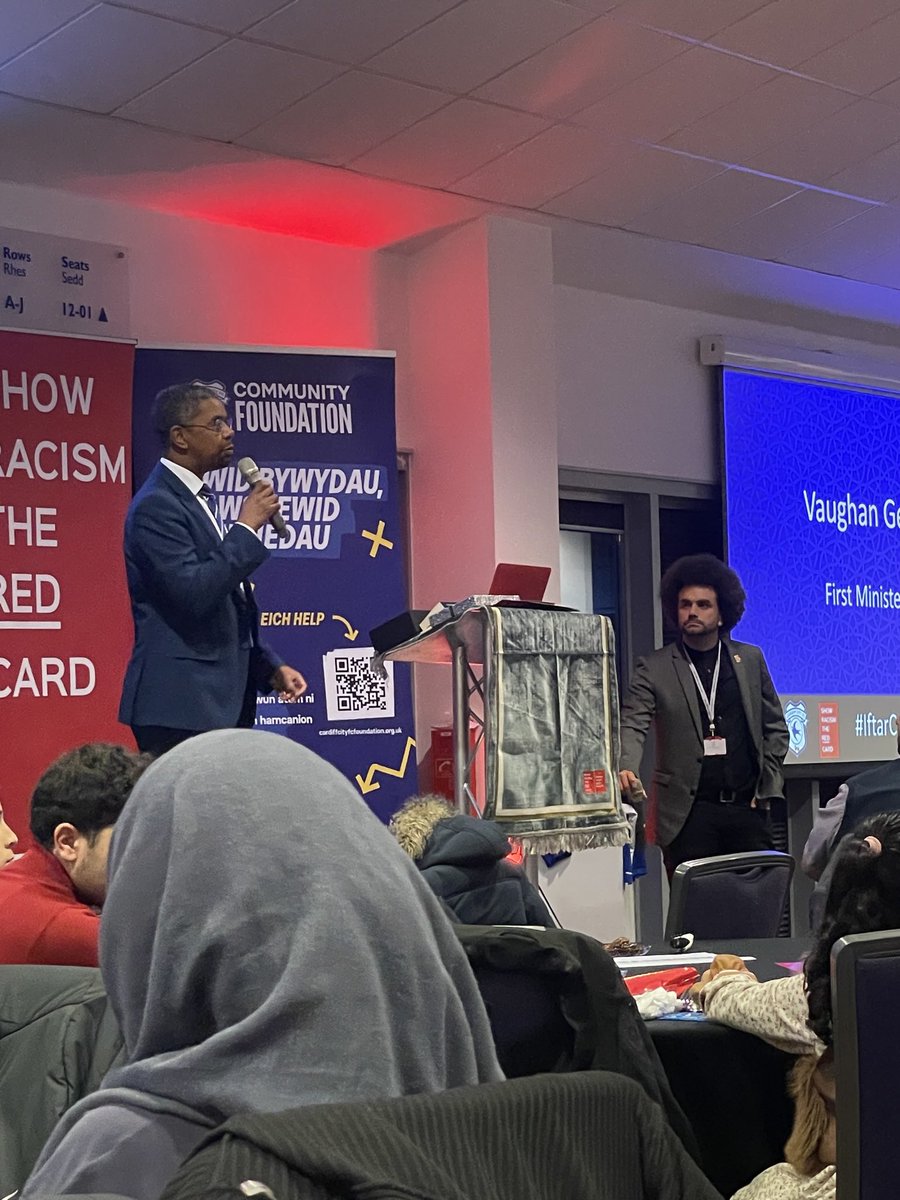 Iftar @ @CardiffCityFC . Hats off to @Pymble1984 & @theredcardwales for organising. Nice to see the first minister in attendance too @vaughangething . Big up everyone involved.