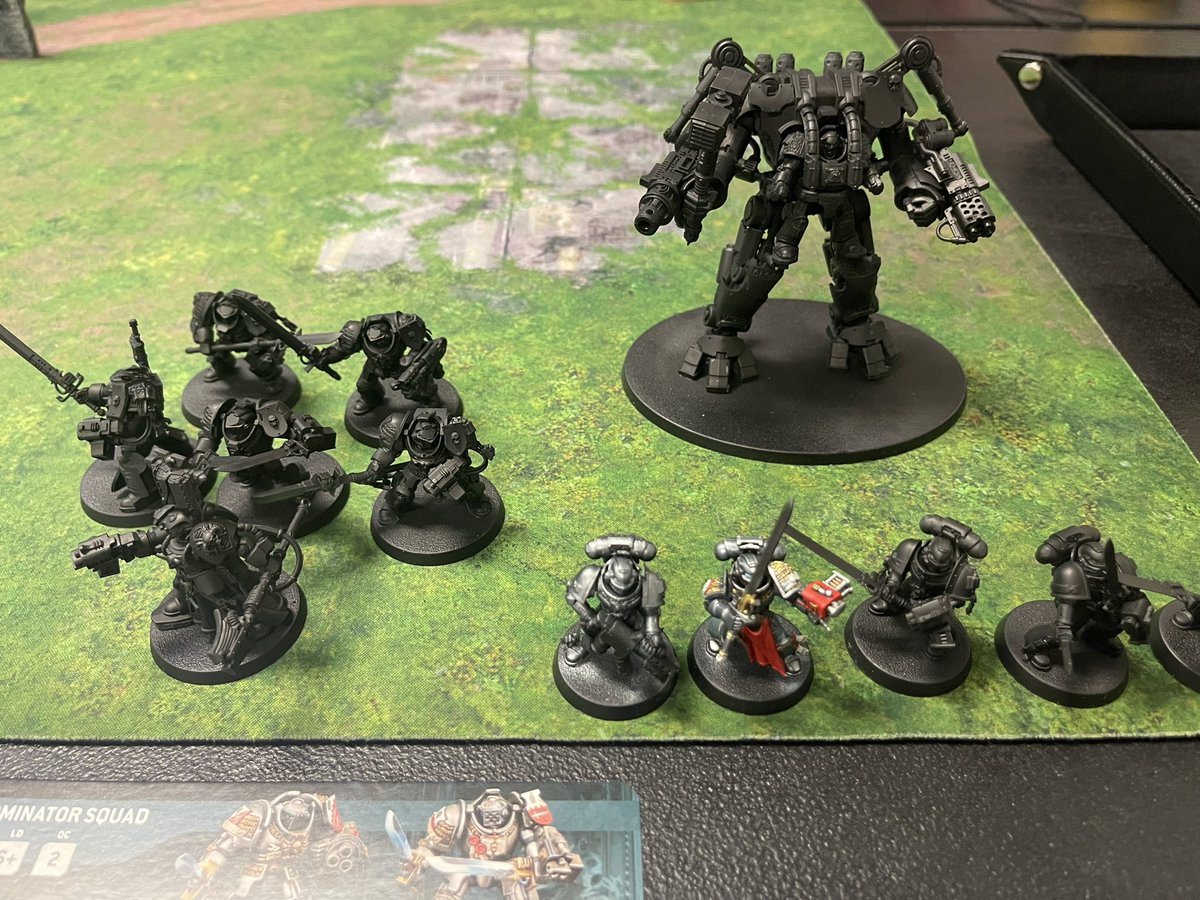 Bout to have my first battle of Warhammer 40k!!! Let’s go my little Grey Knights.