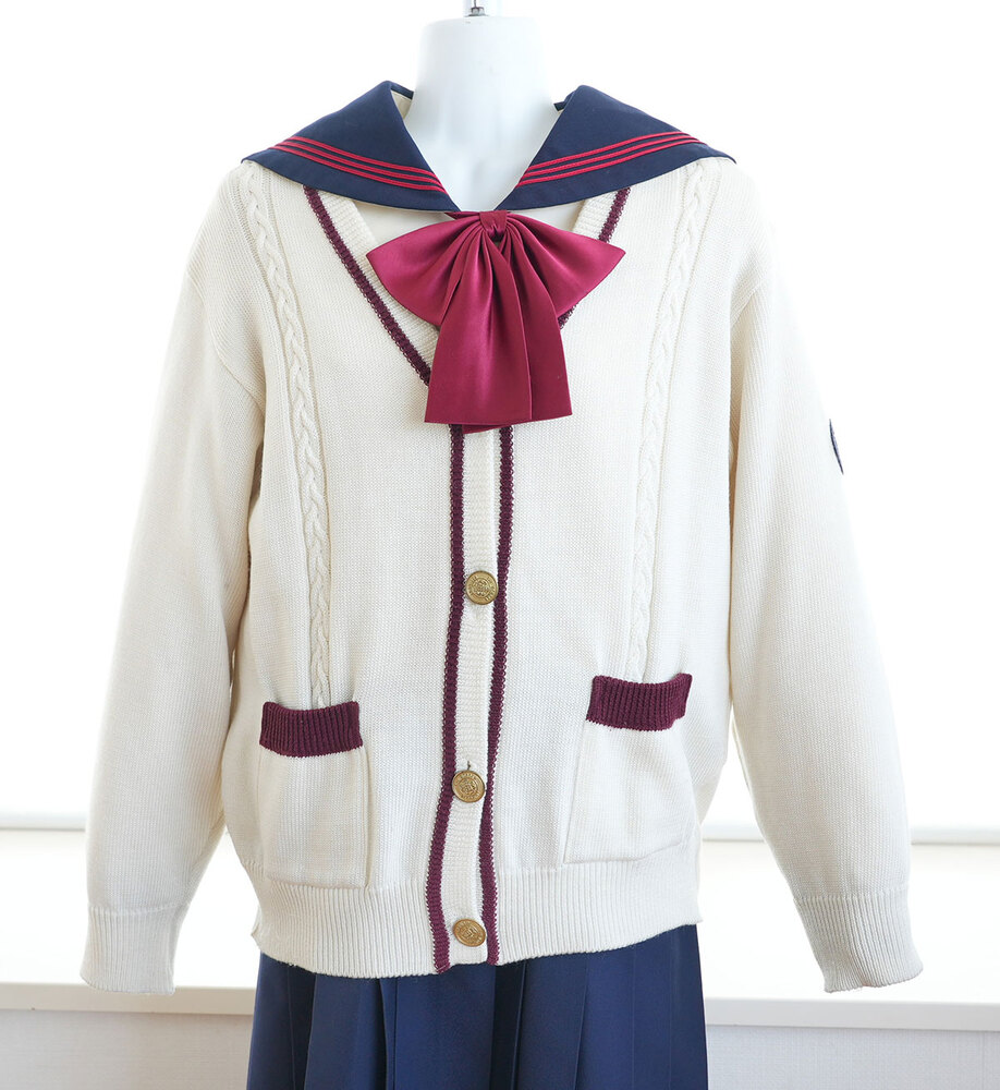 博多女子中カーディガン 福岡県 博多女子中学校 カーディガン（サイズM相当）が出品されました
