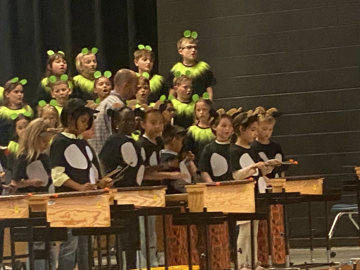 Sandy Varner tweet media