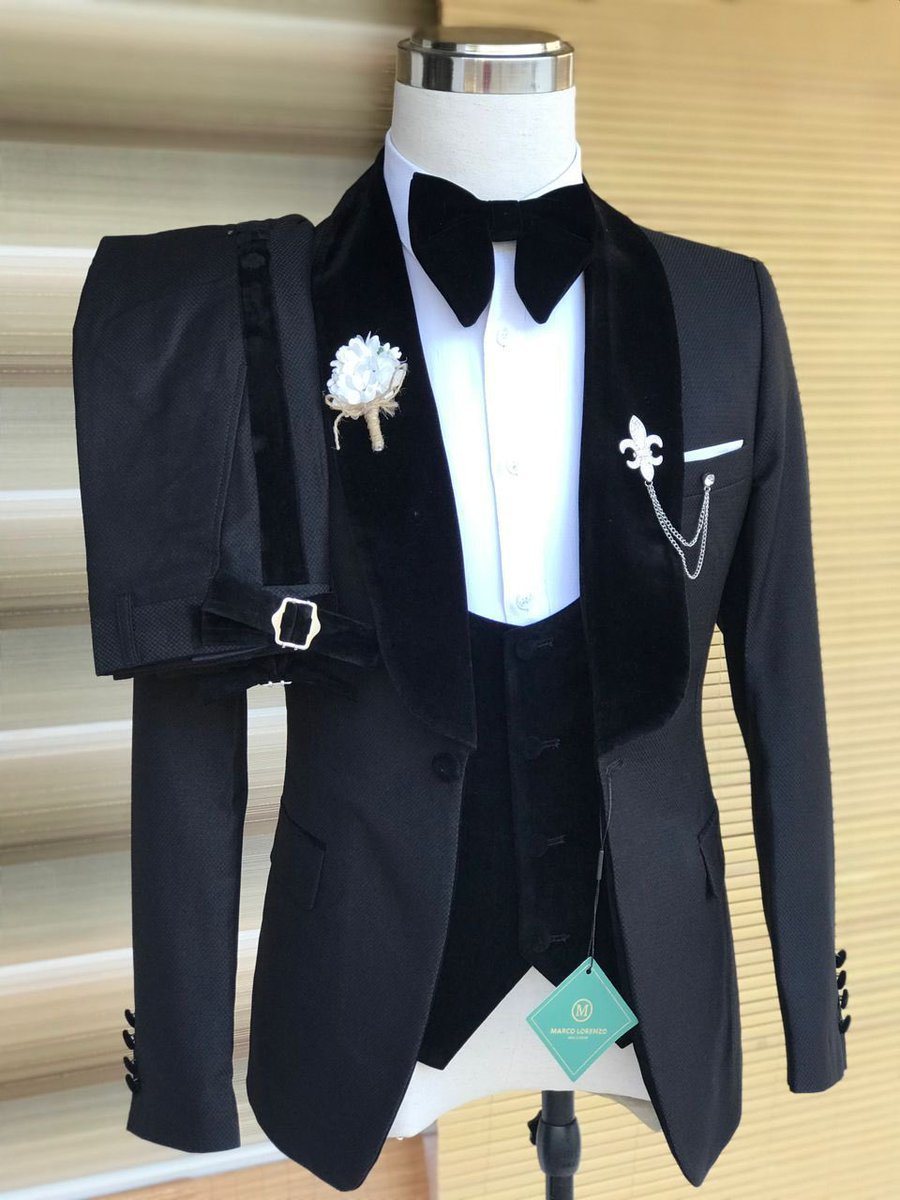 Za asubuhi, naomba retweet yako 🙏 @suitmseleleko tumekuja na maunyamaa ya suti, kwa shilingi 180,000 unapata Three pieces suit (koti, kizibao na suruali) Location: Msimbazi kariakoo , Mtaa wa Mchikichi na Manyema (Nyuma ya jengo la club ya simba) 📞 0762617089 Delivery ✅