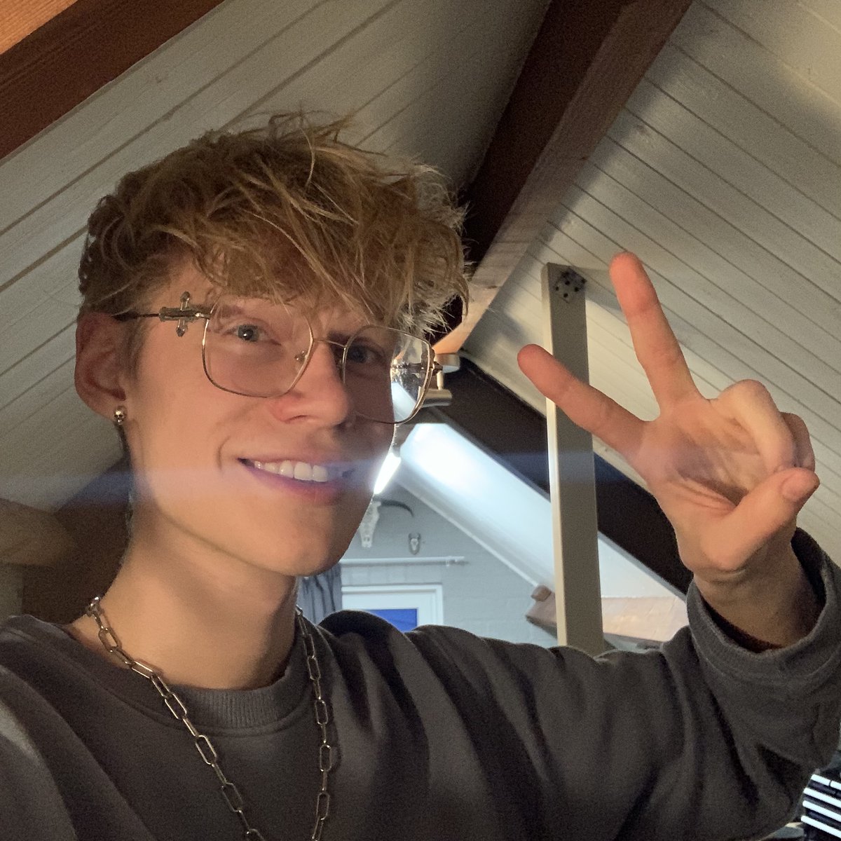 AnatomyKing tweet media