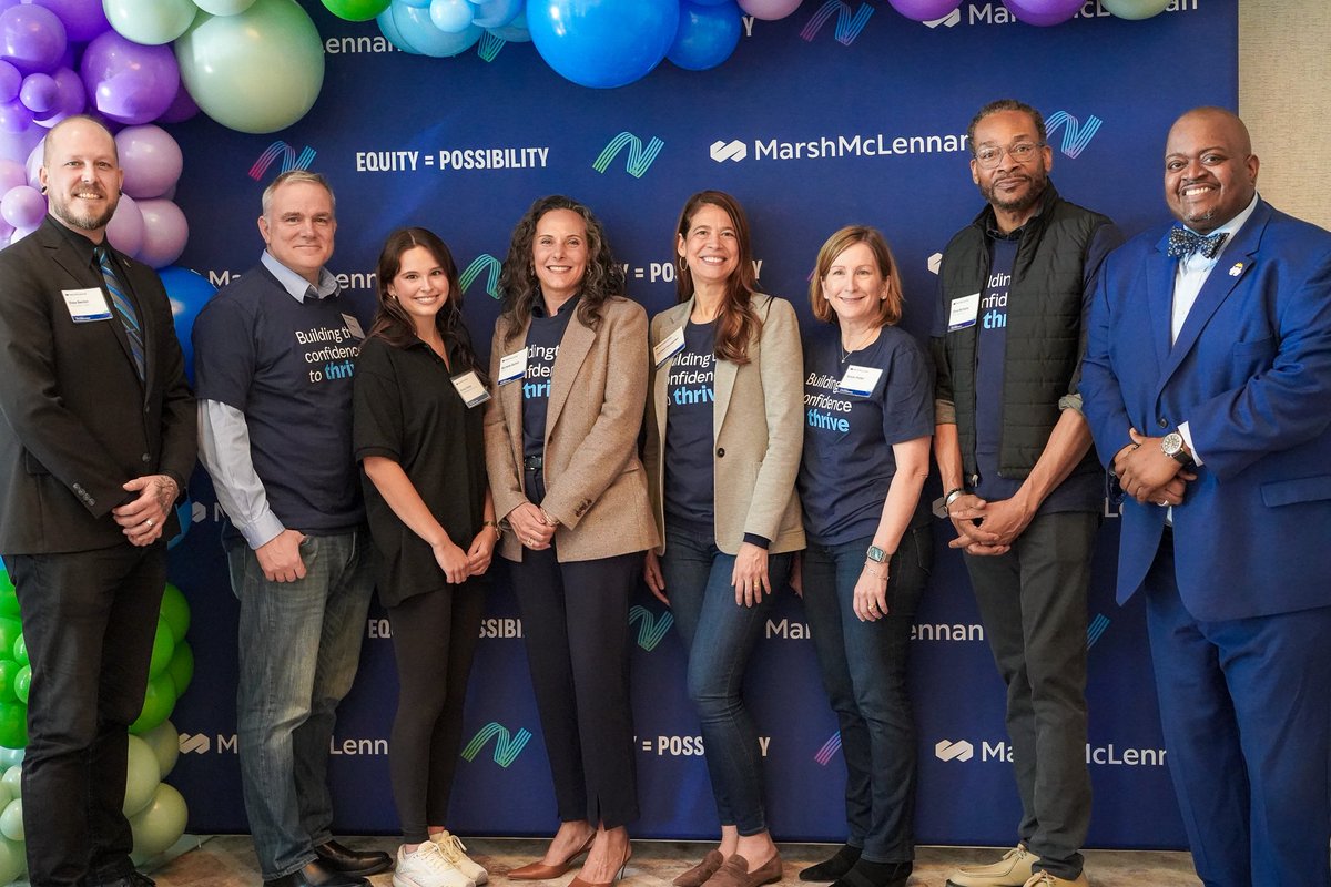 gatewayctr's tweet image. Your commitment to making homelessness rare, brief, and non-recurring in #Atlanta helps us #thrive during the toughest times. Thank you @MarshMcLennan and #TheBackpackProject for coming together for a fun filled volunteer event where backpacks were donated to Gateway Center.